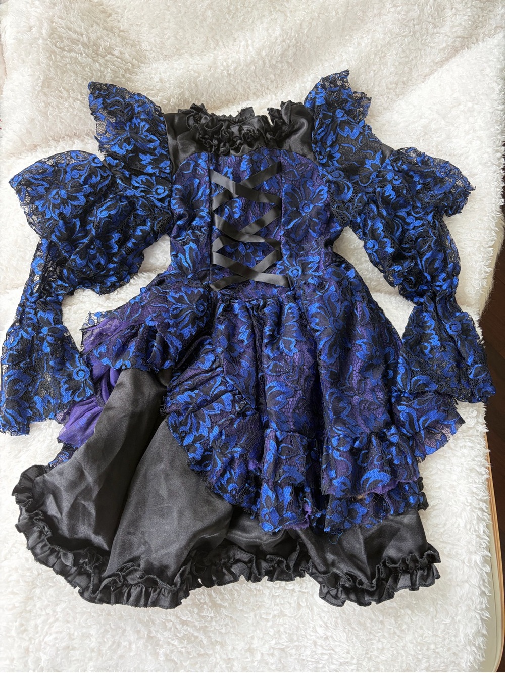 Chasing Fireflies girls sz 8 Bandita halloween costume with dress, cap,hat, mask
